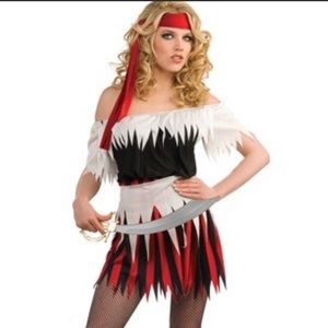 Women pirate costume